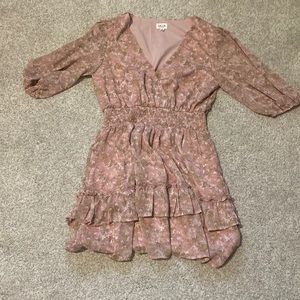 Lelis dress!!! Very pretty super cute!! Size M